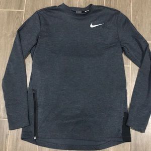 Nike Sphere Element 2.0 - DriFit -Large